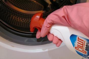 Как правильнее очистить стиральную машину, обзор способов Как почистить стиральную машину белизной отзывы